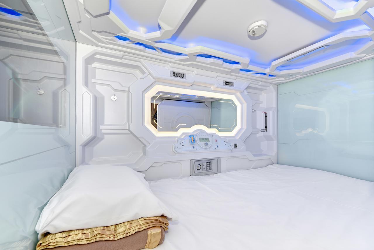 Space Q Capsule Hotel Sydney Luaran gambar
